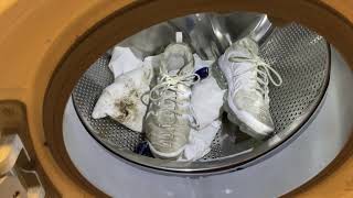 cleaning white vapormax