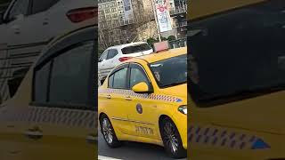 Karagöz Karagöz Yemli̇ Kamerramani̇mi̇z Meti̇n Abi̇mi̇z