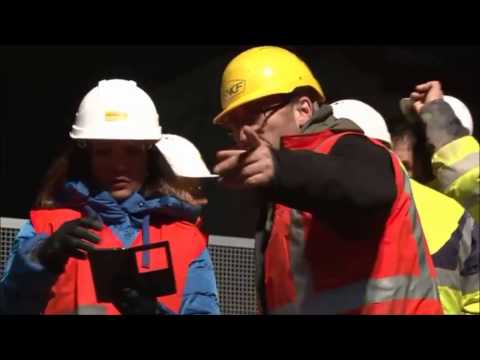 Vidéo: Plate-forme réactive de mine Python (Royaume-Uni)