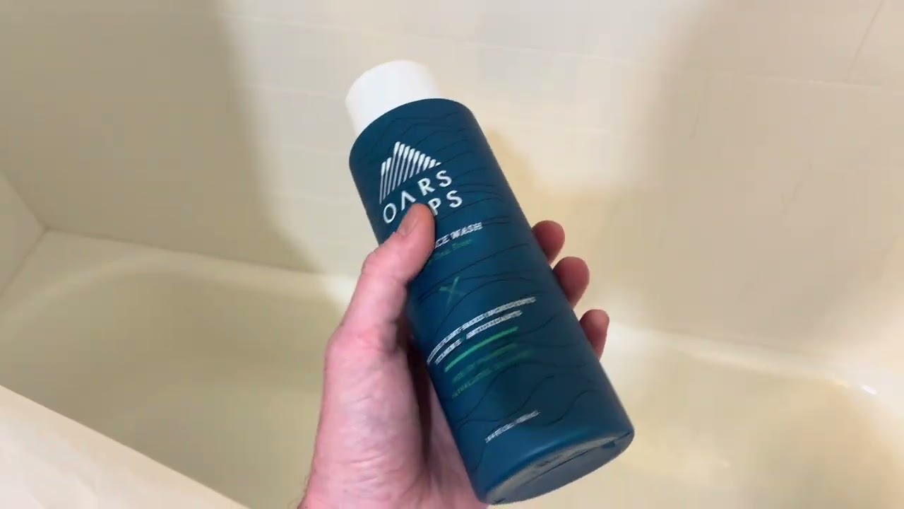 Oars + Alps Mens Moisturizing Body and Face Wash, Skin Care Infused with Vitamin E and Antioxidants