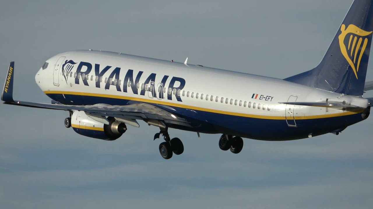 Afternoon Bristol Airport Runway 27 Arrivals & Departures 