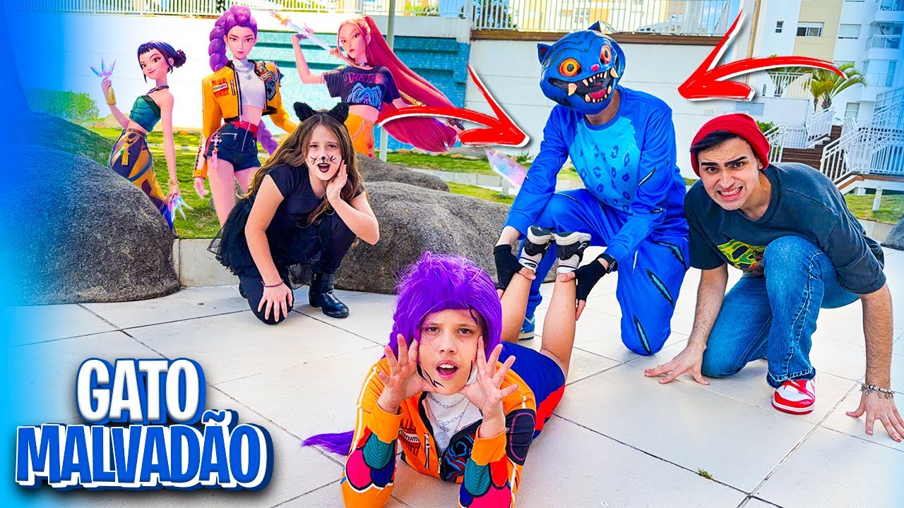 O GATO MALVADÃO ATACOU A FILHA DA RUMI DAS GUERREIRAS DO KPOP DA VIDA REAL E QUER LEVAR ELA EMBORA!