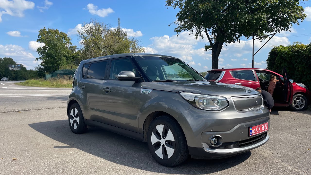 Давай в машине посидим!) Интерьер салона и функционал Kia soul ev 27kw 2015год