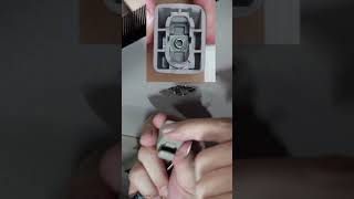 GM / Holden  Sun Visor Clip Installation Quick Tip