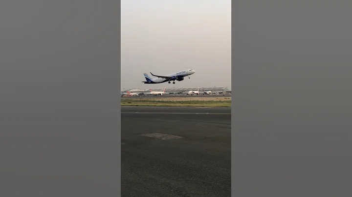 AirBus-320 | IndiGo | TakeOff | #shorts #viral #trending #youtubeshorts #airbus #indigo