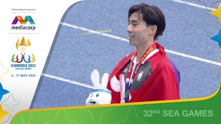 Singapore's Soh Rui Yong at the Men's 10000m Victory Ceremony | Athletics | SEA Games 2023