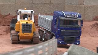 Action en direct de RC au Construction World Part 169