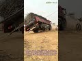 重いスクラップ金属と鉄筋のトラック荷降ろしに使えるDIYテクニック：ホイールランプを使った非転倒式トラックの荷降ろしの革新的な方法