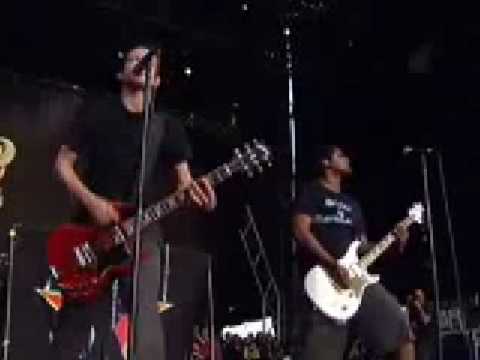 Sum 41 - Crazy Amanda Bunkface Live (Readding Festival 2002)