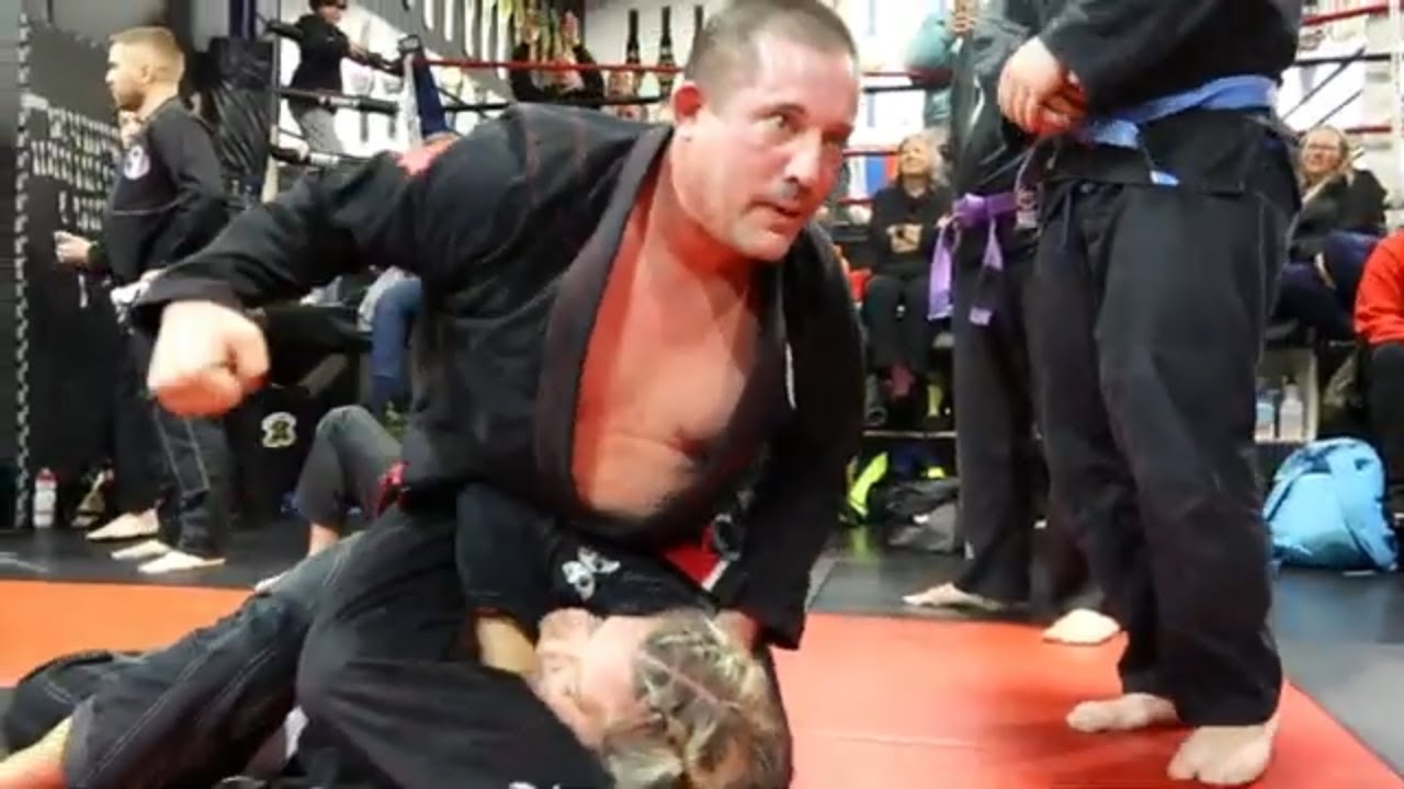 BJJ BLACK BELTS DESTROY STUDENTS IN BRUTAL WINTER GRADING!!! 😱😱😱brazilianjiujitsu jiujitsu