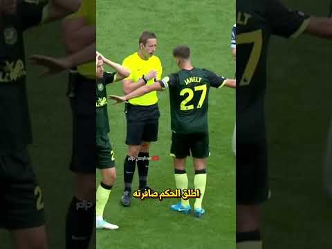 هذا الحارس يستحق بطاقة على الاقل