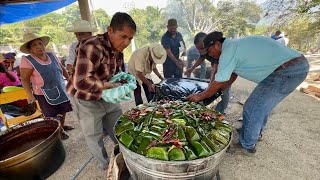 Así se cocinaron más de 10 mil tamales en el pueblo de Consepción Las Mesas Oaxaca#mexico #comida 