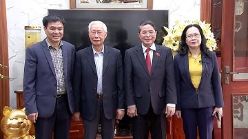 Phó Chủ tịch Quốc hội Nguyễn Đức Hải thăm và chúc tết các gia đình nguyên lãnh đạo Quốc hội