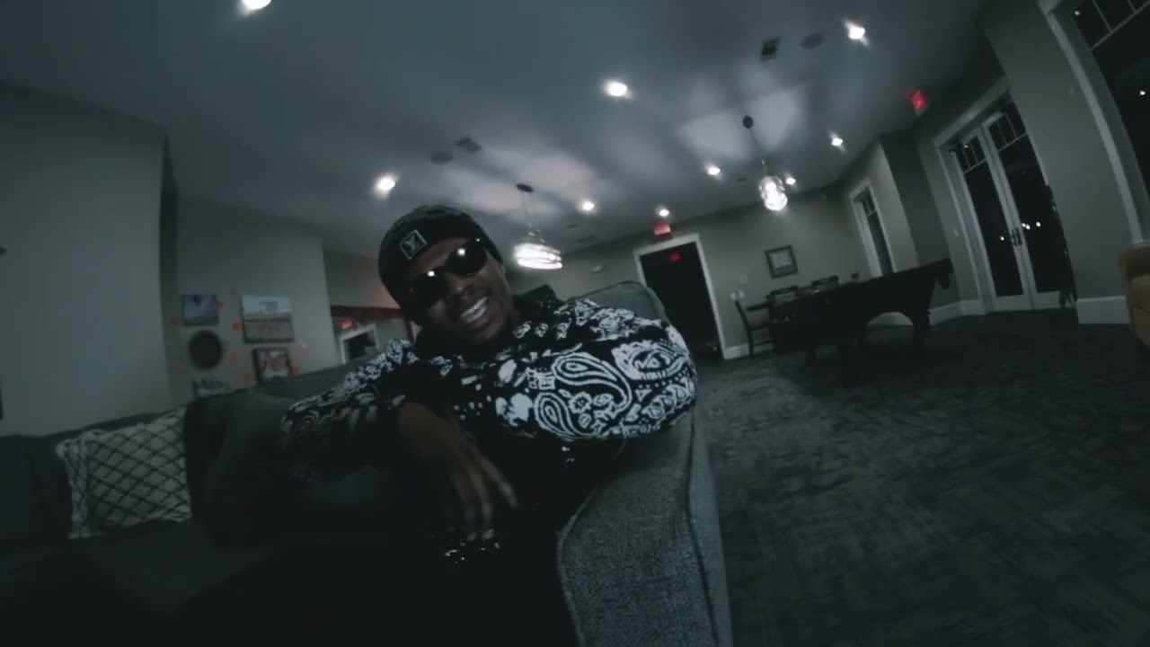 Glizzy Glee - Lavish Thinking ( Official Music Video)