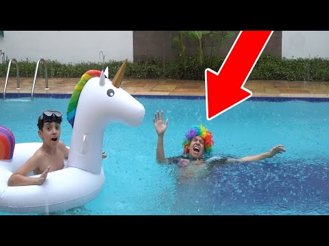 ENTRAMOS NA PISCINA DA FAMÍLIA ARQUEIRA NA CHUVA!!