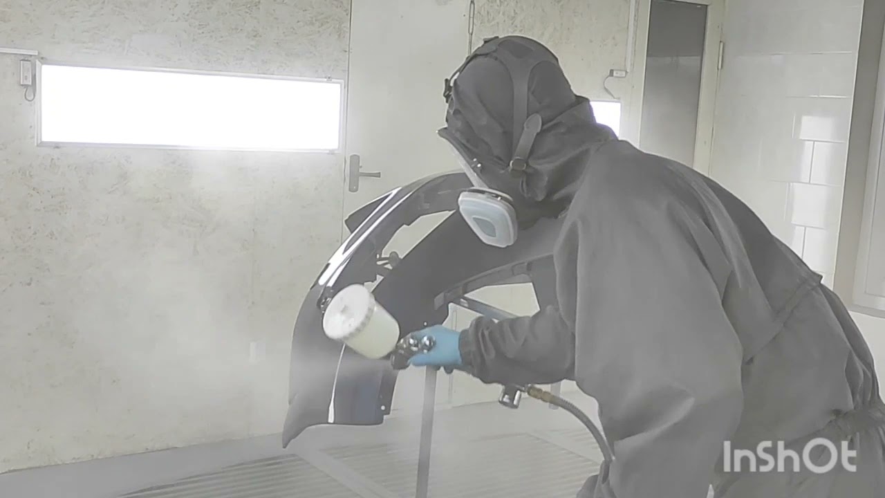 нанесение лака PPG D 880 на бампера со сложной формой,краскопульт IWATA WS 400 1.4