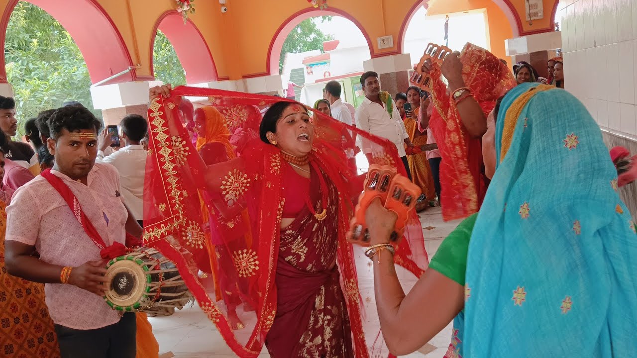 कारिक महाराज का झूमर सिंगर रीता यादव संपर्क नंबर 638276 6732 पर