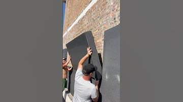 High-quality insulation of the facade of the house with graphite foam #construction #workers#façade