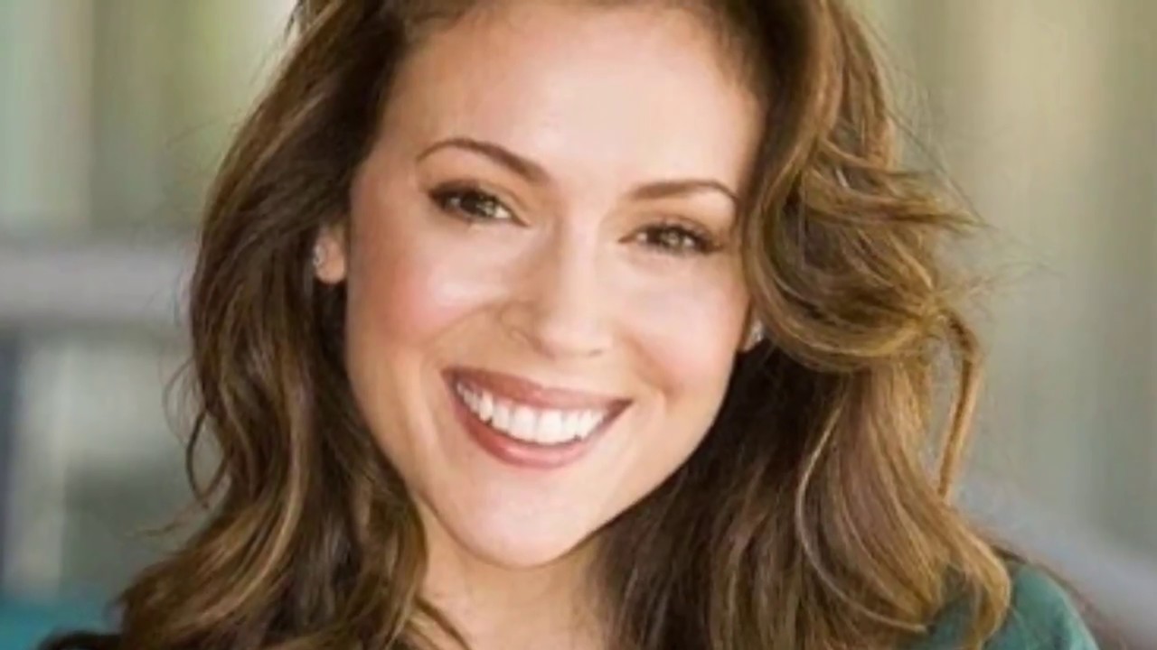 Alyssa Milano Tells All About Her Debilitating Anxiety Disorder And Postpartum Depression Youtube