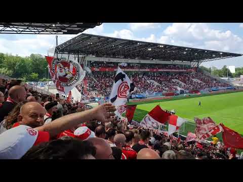 Rot Weiss Essen vs TSV 1860 München: RWE Lied "Opa Luscheskowski"