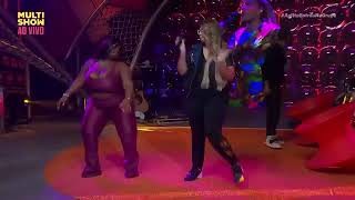 ANITTA ENTROU NO GRUPO: Anitta imitando Nego do Borel