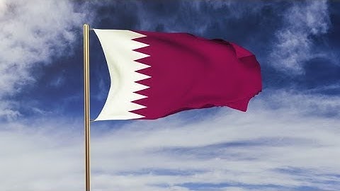 4K Qatar flag waving in the wind. Green screen, alpha matte. Loopable animation Stock video