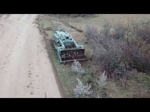«Уран-6» за работой: российские миротворцы проводят разминирование в Карабахе
