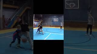 First Layup Against 2 Big Defenders in 2-vs-2 Game / Basketball at 6 years old / 27.01.23 / #shorts