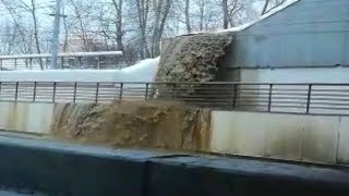 В Москве затопило Тушинский тоннель после прорыва дамбы / LIVE 10.01.19