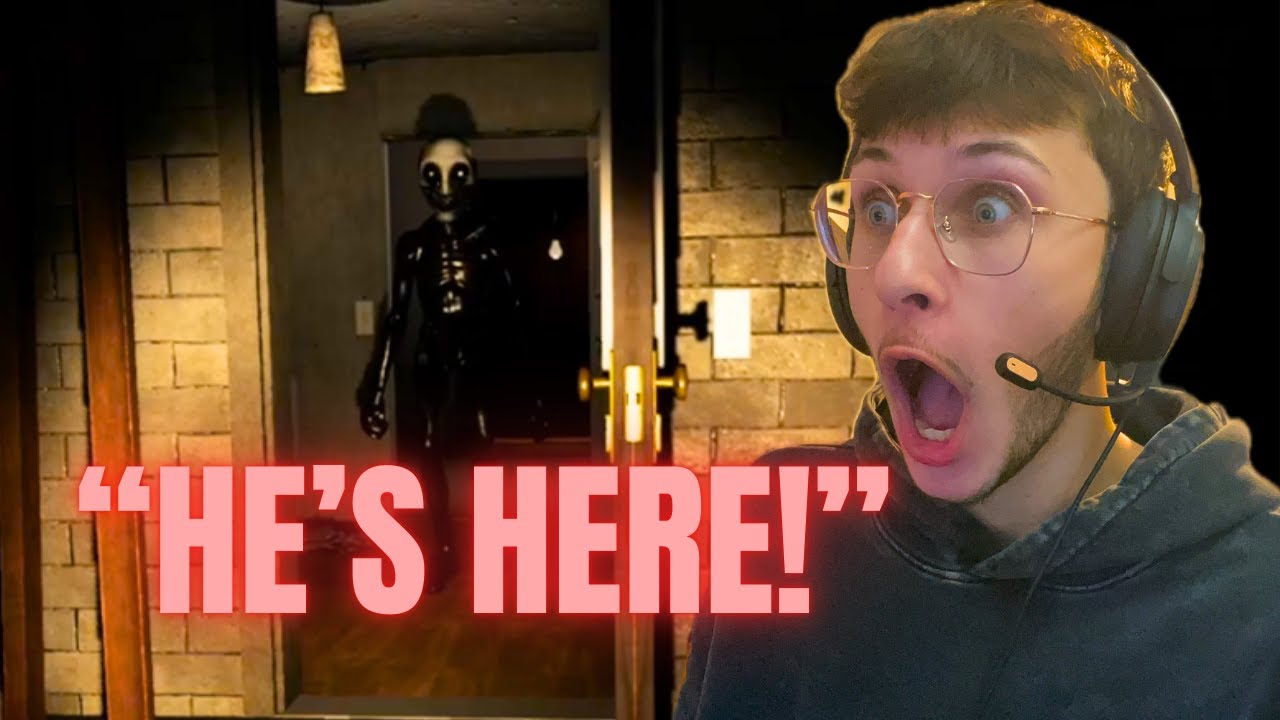 HE'S IN MY HOUSE!!! | Fortnite Horror