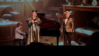 Duetto Buffo Di Due Gatti -Christina Major Davis , Bill Combs-Tenor ,Michael Schneider-Piano.