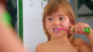 Experts urge alternatives as most toothpaste tubes end up in landfills