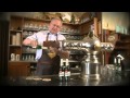 Jak nalévat pivo z láhve? - Master Bartender 2012