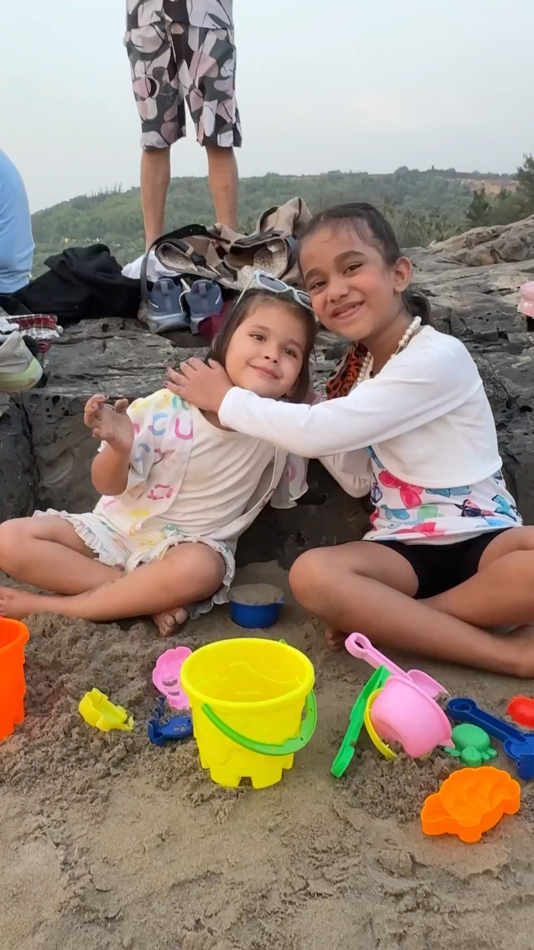 Akshita ne ki Amaira se friendship ?