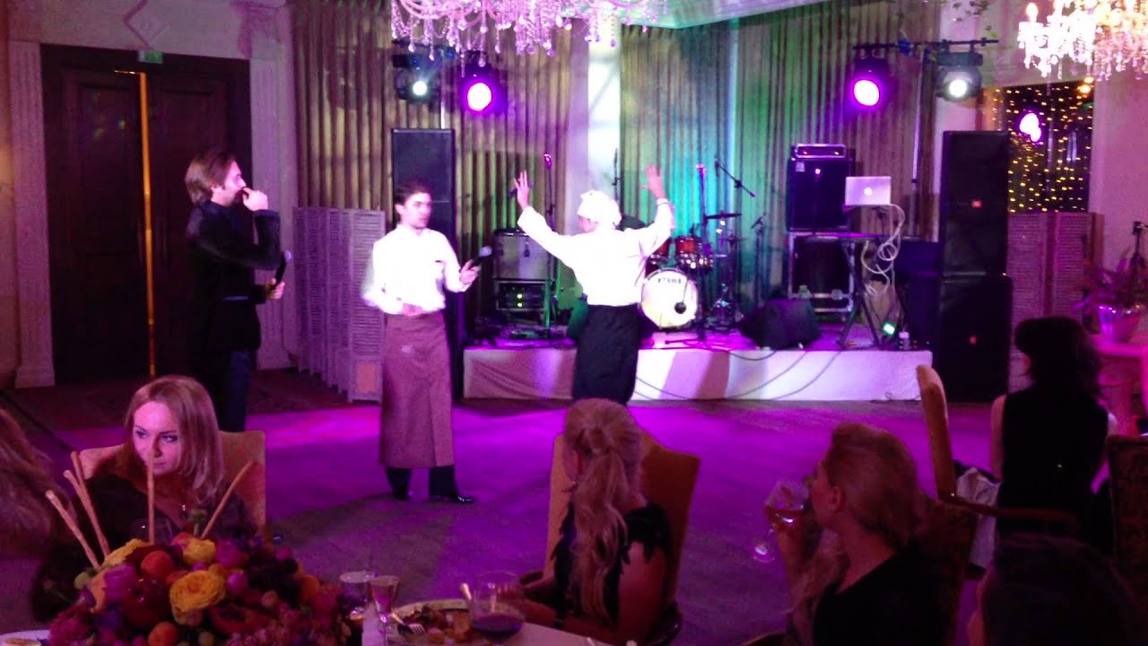 "Поющие официанты"... в Ресторане "Подмосковные вечера"ЗАКАЗАТЬ ШОУ 8 ...