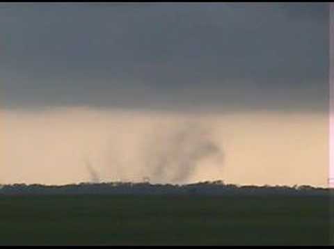 Nickerson, Kansas Tornadoes. (April 22nd, 2007)