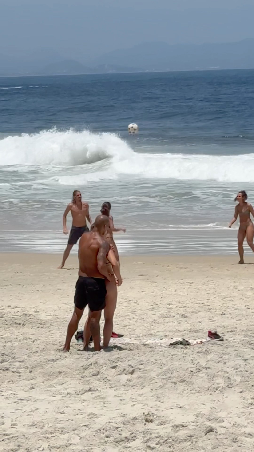 ?? Arpoador Beach A Beautiful Day at