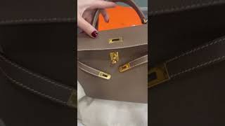 My friend’ first quota bag from Thailand. #kelly25 #hermesunboxing #hermes #hermeskelly