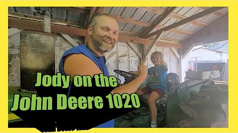 Jody Dale starts the John Deere 1020