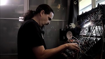 Dark and gritty modular synth performance by NE