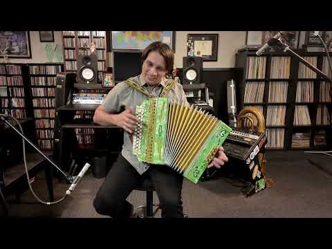Bobby S Polka Alex Meixner On A Mervar Diatonic Button Accordion 