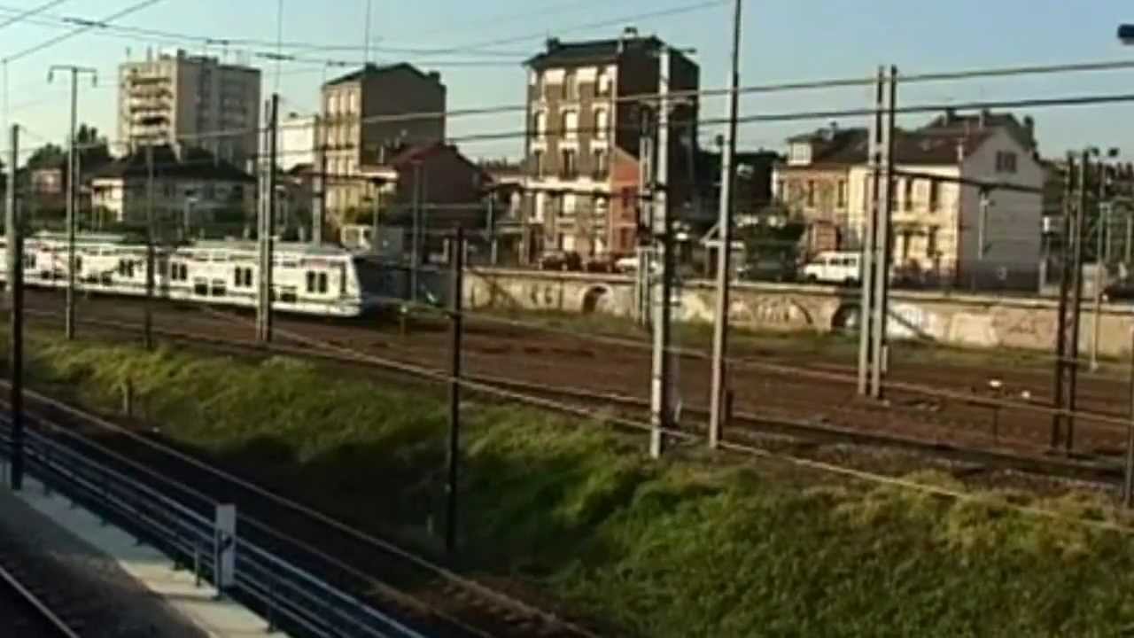 Un train peut en clasher un autre