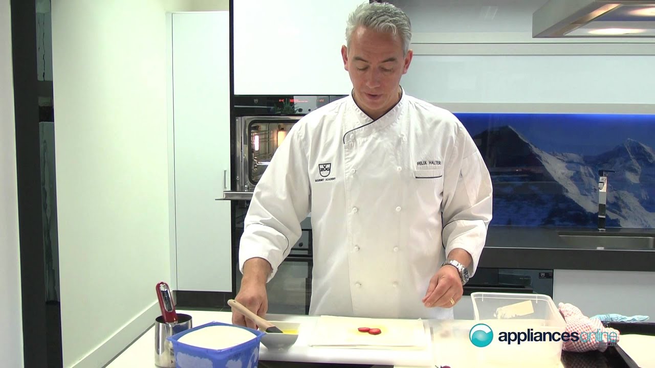 Using the VZUG Combi Steam Oven to cook a lovely gourmet dessert