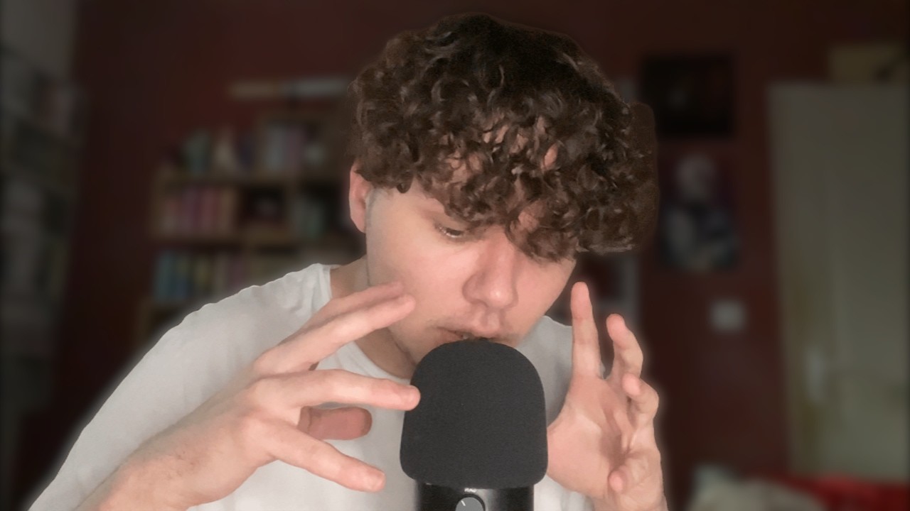 ASMR CLOSE UP en INAUDIBLE + SENSIBILITÉ au MAX (dans le noir tu va kiffé)