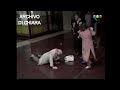 DiFilm - Raúl Castells empuja a Aldo Rico y cae al piso (1992)