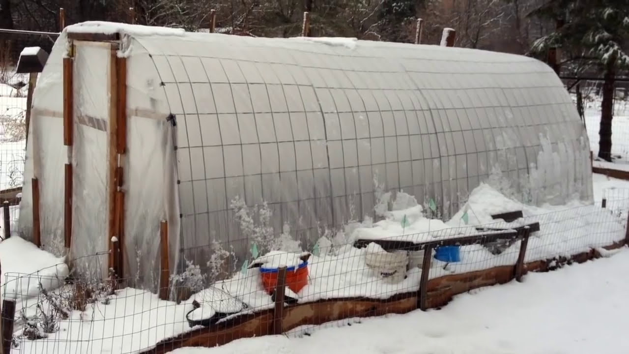 How to build a winter greenhouse