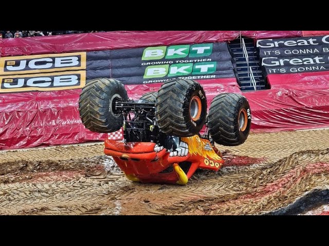 Monster Truck Throwdown at VA Motorsports Park - The Best Part of Virginia