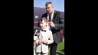 Gronk Spike, inspirational advice, and a huge dude being nice! #TomBradyRoast #RecessTherapy