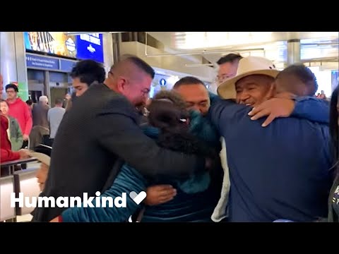 Brothers sob as they see their parents in person after 22 years | Humankind