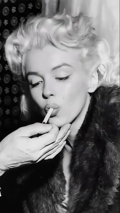 Veja o vídeo caseiro que mostraria Marilyn Monroe fumando